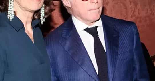 Στο πόδι η Κηφισιά – Διαζύγιο «σεισμός» σε ισχυρή οικογένεια. Τον εγκατέλειψε… για μια άλλη γυναίκα