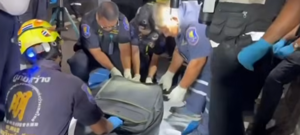 ΕΚΤΑΚΤΟ - 17χρονη έφυγε λέγοντας στους γονείς της ότι πάει διακοπές και Βρέθηκε νεκρή σε βαλίτσα
