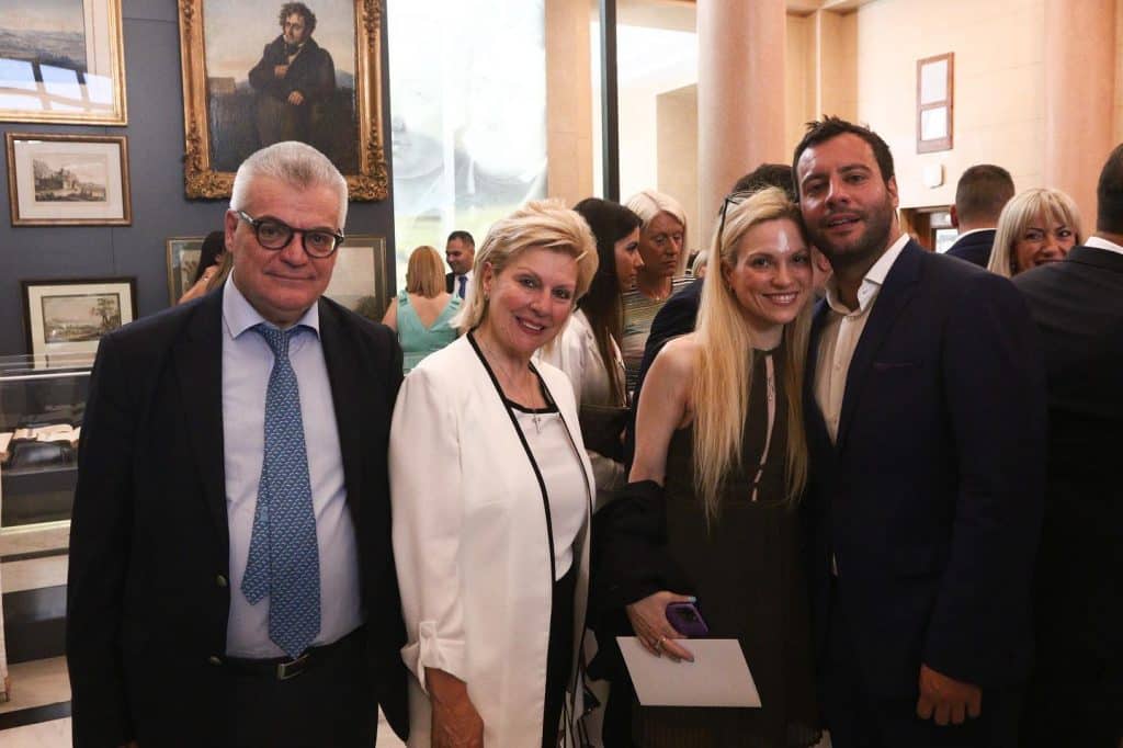 Βαρύ πένθος για τη βουλευτή της Νέας Δημοκρατίας – Πέθανε ο σύζυγός της