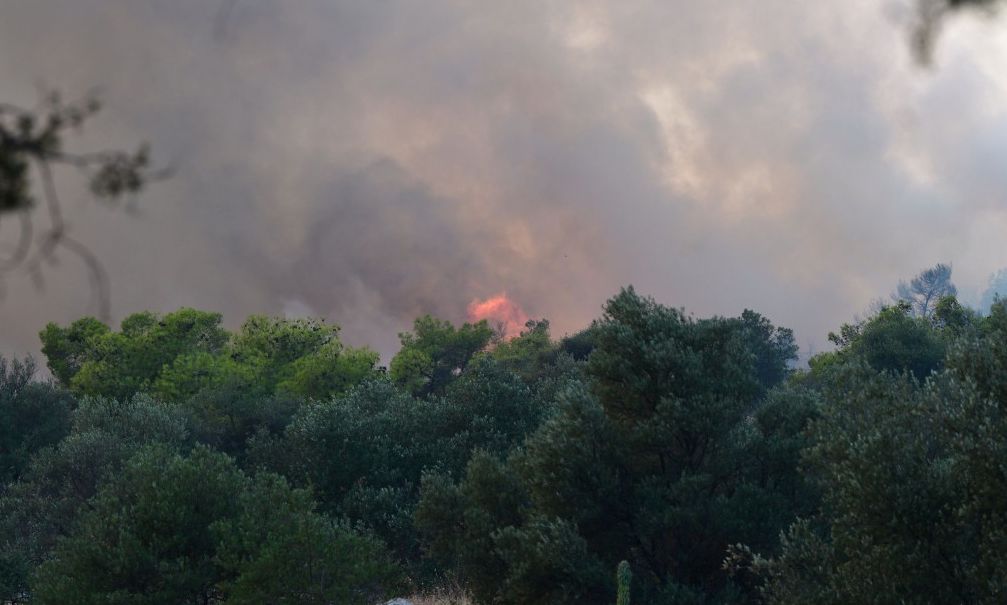 ΕΚΤΑΚΤΟ ΤΩΡΑ - ΜΕΓΑΛΗ ΦΩΤΙΑ ΣΤΗΝ ΕΛΛΑΔΑ