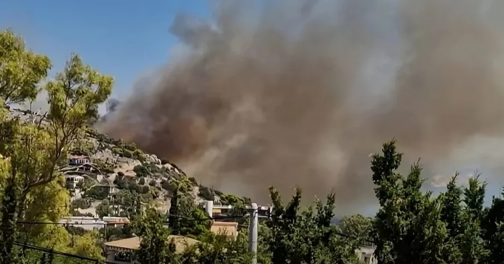 ΕΚΤΑΚΤΟ: Φωτιά τώρα στην Αττική – Απανωτά 112 για εκκένωση, διακοπή κυκλοφορίας