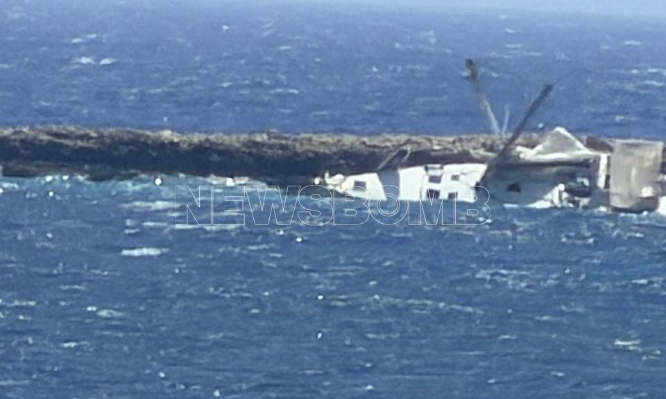 Συναγερμός στη χώρα: Σκάφος προσάραξε και σχεδόν βυθίστηκε – Δύσκολες ώρες για τους Έλληνες επιβάτες