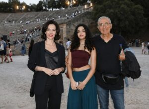 Μοντέλο η κόρη της Λαμπροπούλου: H μικρή καλλονή Έλλη που ακολουθεί τα βήματα της μητέρας της