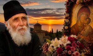 «Τpέμει» η γη από την προφητεία του Αγίου Παϊσίου: «Όποιος στα χέρια του κρατεί λουλούδια για την Παναγία…»