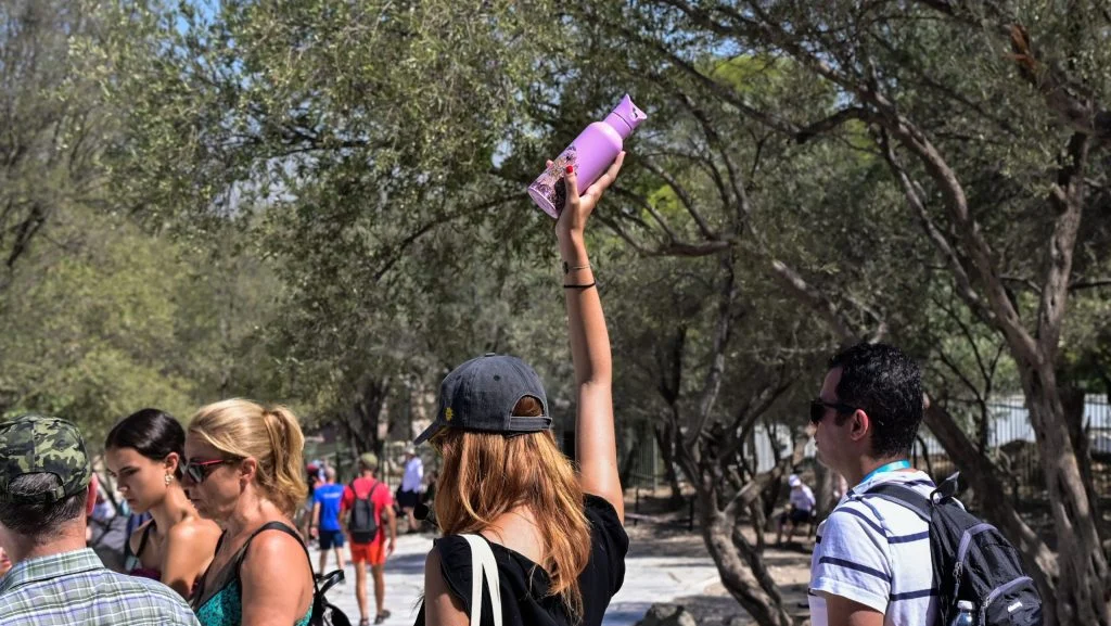 Έκτακτη προειδοποίηση για καιρό: Σάστισαν οι μετεωρολόγοι με αuτό που έρχεται – Σε Red Code 16 περιοχές