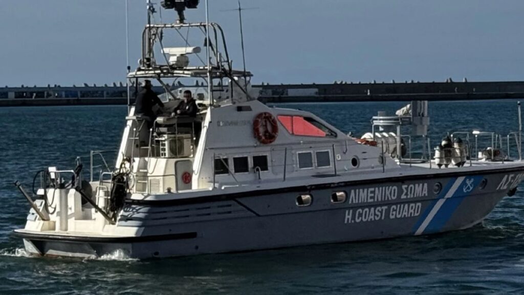 Σε κατάσταση σοκ οι λουόμενοι σε γνωστή παραλία – Εντοπίστηκε νεκρός στη θάλασσα – Συναγερμός στο Λιμενικό