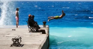 «Κλείδωσε ο καύσωνας»: Οι περιοχές με τα 42άρια, νέα πρόγνωση για Αττική