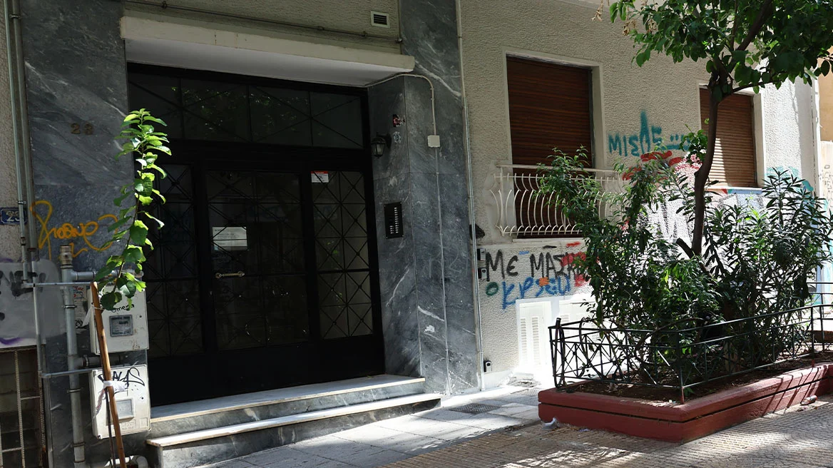 «Μέσα στο διαμέρισμα έφερναν» Μόλις μαθεύτnκε τι γινόταν εδώ και μήνες στο σπίτι στην Κυψέλη