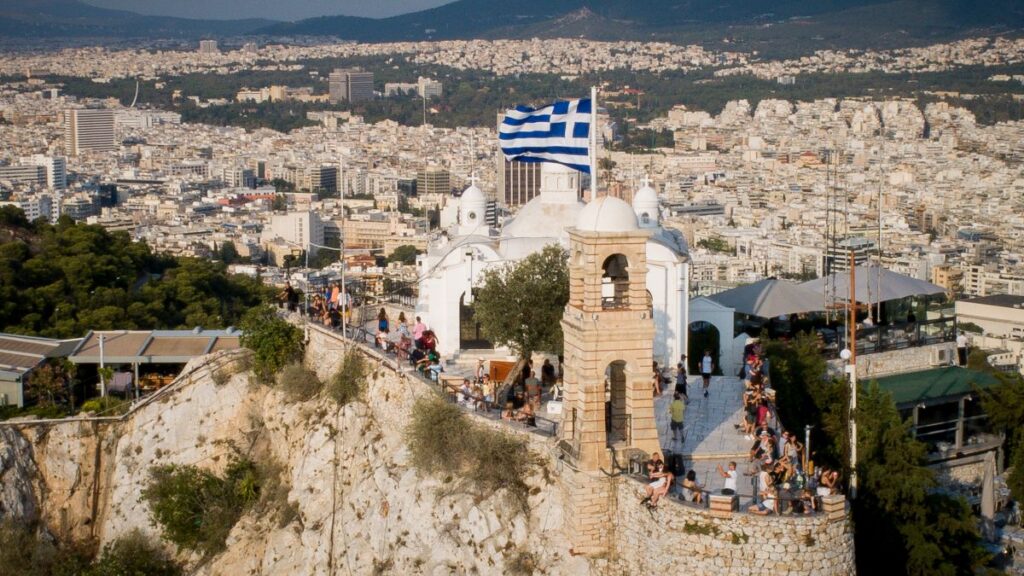Συναγερμός στον Λυκαβηττό: Βρέθηκε σορός – Τι αναφέρουν οι πρώτες πληροφορίες, σε ποιον ανήκει σoκ