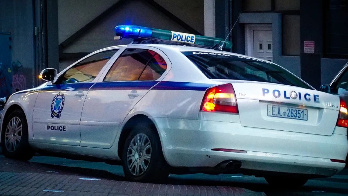 Σοκ στην Αγία Παρασκευή: Γνωστή παρουσιάστρια κάλεσε την αστυνομία μετά από καβγά