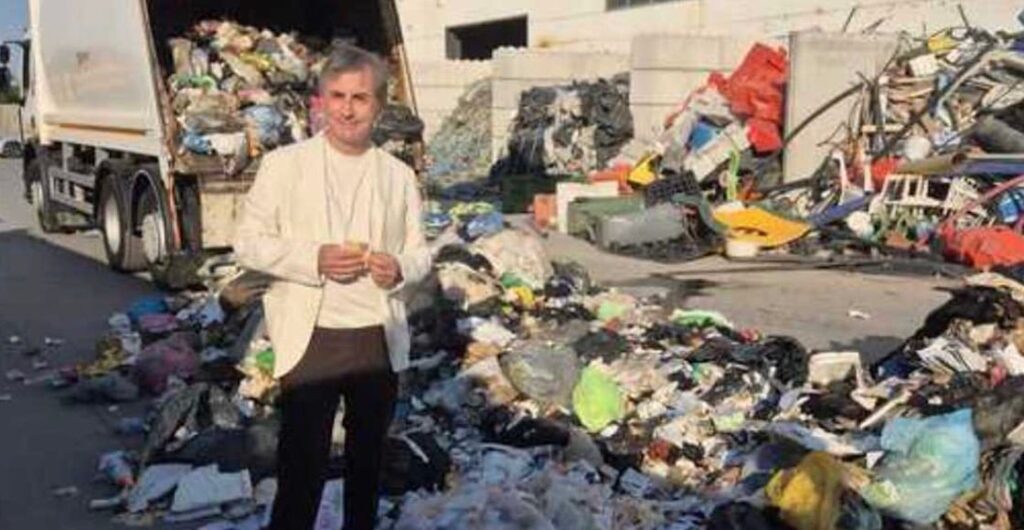 Κέρδισε στο λότο 1 εκατομμύριο και πέταξε το δελτίο στα σκουπίδια – Σάρωσε τη χωματερή και το βρήκε άθικτο