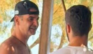 Στην Κρήτη ο Κυριάκος Μητσοτάκης, συνεχίζει τις ολιγοήμερες διακοπές του – Πού βρέθηκε το Σάββατο