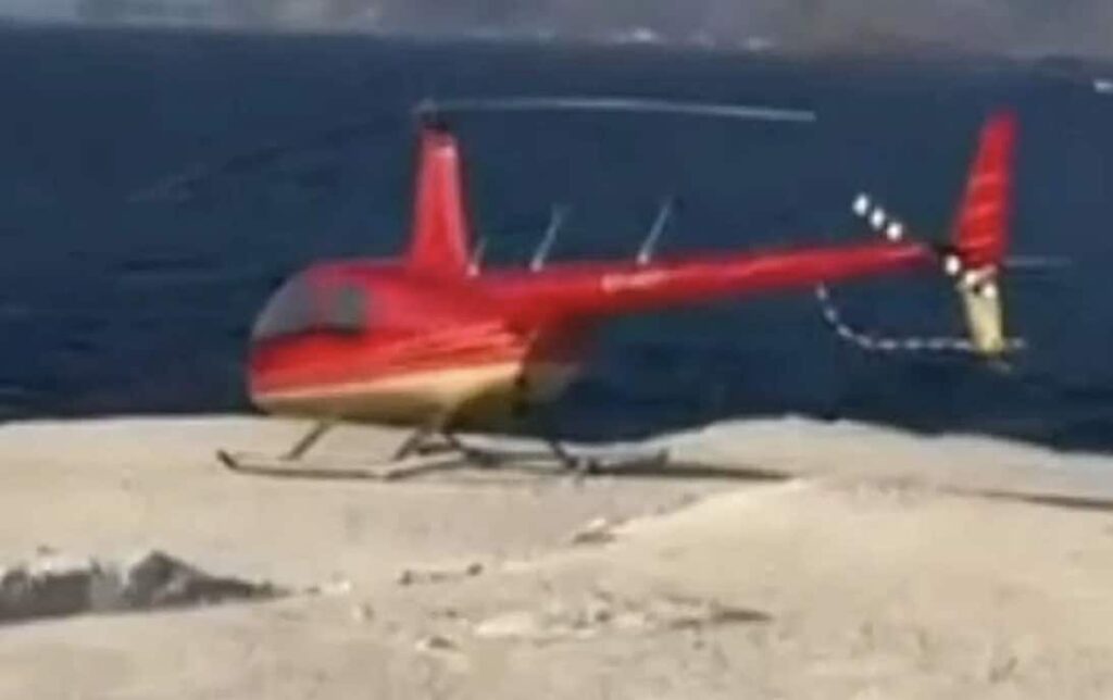 Σάλος σε ελληνικό νησί – Πήγαν για μπάνιο σε παραλία με ελικόπτερο – Παρέμβαση της Αρχής Πολιτικής Αεροπορίας