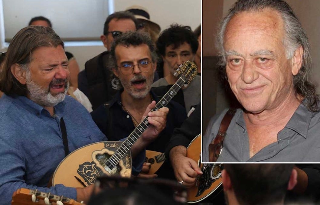 Κηδεία Νίκου Καλογερόπουλου: Τον αποχαιρέτησαν με όργανα και τραγούδια - Όλος ο καλλιτεχνικός κόσμος ήταν εκεί