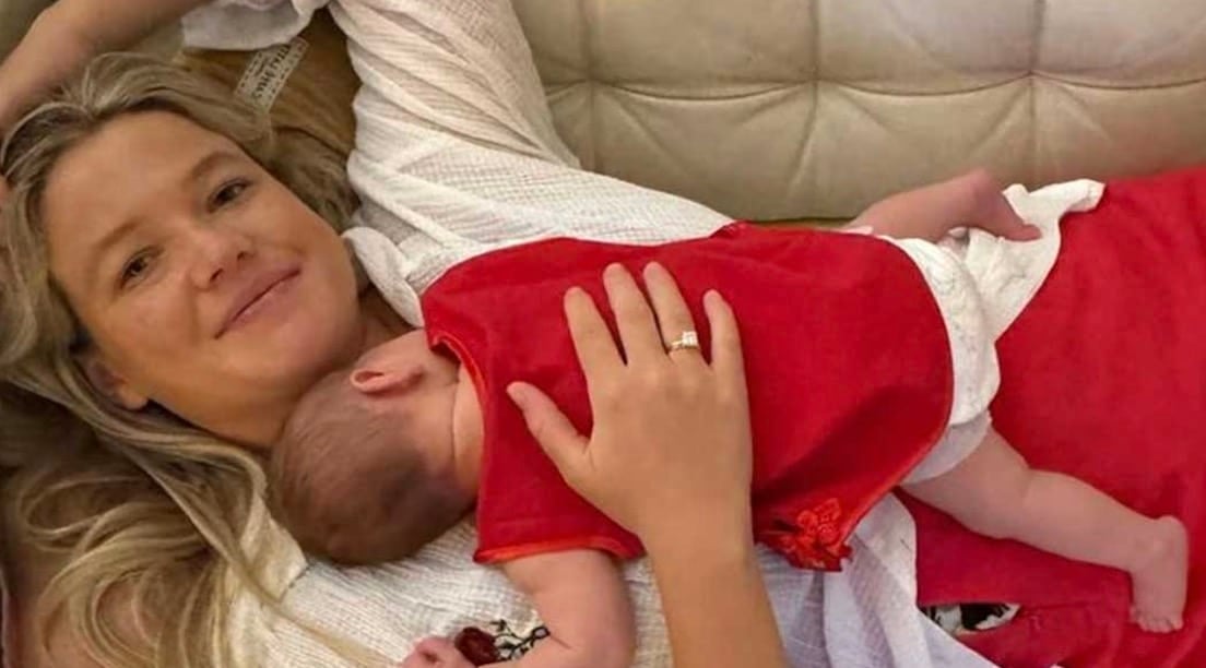 «Μου δόθηκε δεύτερη ευκαιρία στη ζωή, δεν θα ξεχάσω ποτέ την εικόνα του»: Συγκλονίζει 34χρονη που έχασε το χέρι της από επίθεση καρχαρία