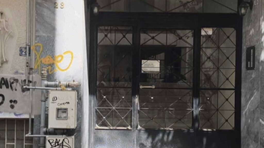 Σοκ και φρίκη στην Κυψέλη με το κατεψυγμένο βρέφος – Μαθεύτηκε τι γινόταν μέσα στο διαμέρισμα – Σοκάρουν τα νέα στοιχεία