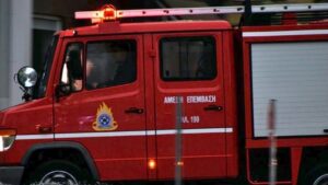 ΕΚΤΑΚΤΟ ΤΩΡΑ: ΣΥΝΑΓΕΡΜΟΣ ΣΤΗΝ ΑΤΤΙΚΗ – ΣΟΚ, ΚΑΙΓΟΝΤΑΙ ΣΠΙΤΙΑ, Η ΦΩΤΙΑ ΠΗΓΑΙΝΕΙ ΠΡΟΣ…