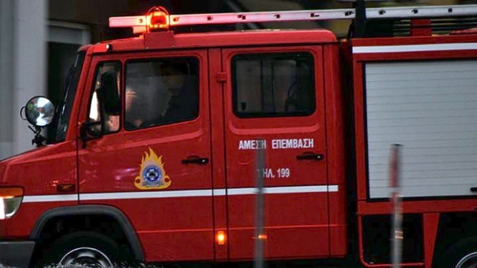 ΕΚΤΑΚΤΟ ΤΩΡΑ: ΣΥΝΑΓΕΡΜΟΣ ΣΤΗΝ ΑΤΤΙΚΗ – ΣΟΚ, ΚΑΙΓΟΝΤΑΙ ΣΠΙΤΙΑ, Η ΦΩΤΙΑ ΠΗΓΑΙΝΕΙ ΠΡΟΣ…