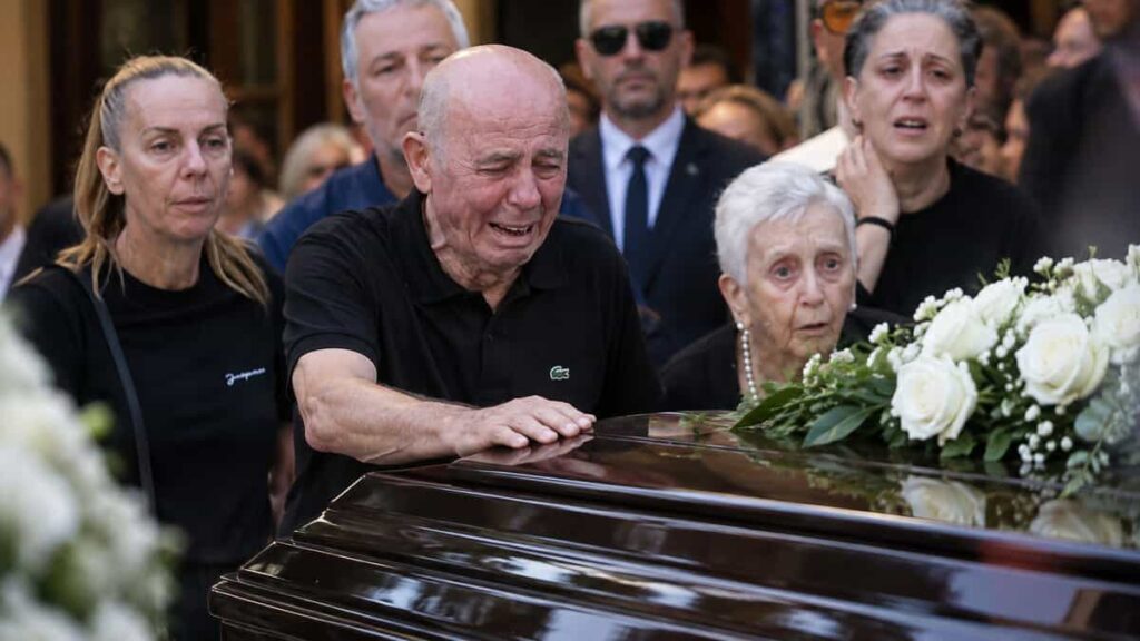 Κηδεία Μαζωνάκη: H εντολή του πατέρα του – «Αυτό είναι το αντικείμενο που θα βάλετε μέσα στο φέρετρο του γιου μου» 
