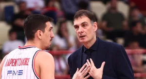 Τι συνέβη μεταξύ Λαρεντζάκη και Μπαρτζώκα στο Περιστέρι