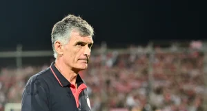 Τα δεδομένα για το μέλλον Μεντιλίμπαρ στον Ολυμπιακό μετά και την αποχώρηση Κοβάσεβιτς