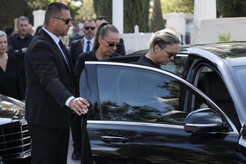 Αποκάλυψη! Οι άγνωστες ανιψιές του Μαζωνάκη: Η Μαρία έχει δίδυμα εκτός γάμου-Αυτές θα πάρουν την αμύθητη περιουσία του Γιώργου!