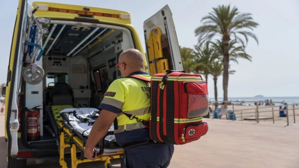 ΤΡΑΓΩΔΙΑ ΤΩΡΑ ΣΤΑ ΧΑΝΙΑ! ΓΕΜΙΣΕ ΑΣΘΕΝΟΦΟΡΑ ΚΑΙ ΦΕΡΕΤΡΑ Η ΚΡΗΤΗ