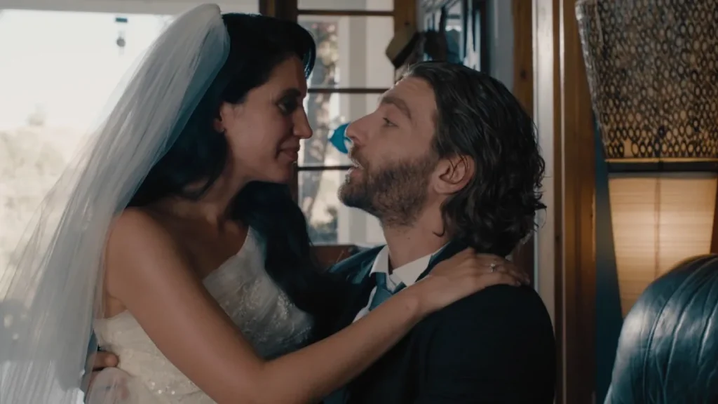 Μπλε Ώρες Spoiler 29/9: Ένα μυστικό αλλάζει τα πάντα μετά τον γάμο Πέτρου-Νικολέτας