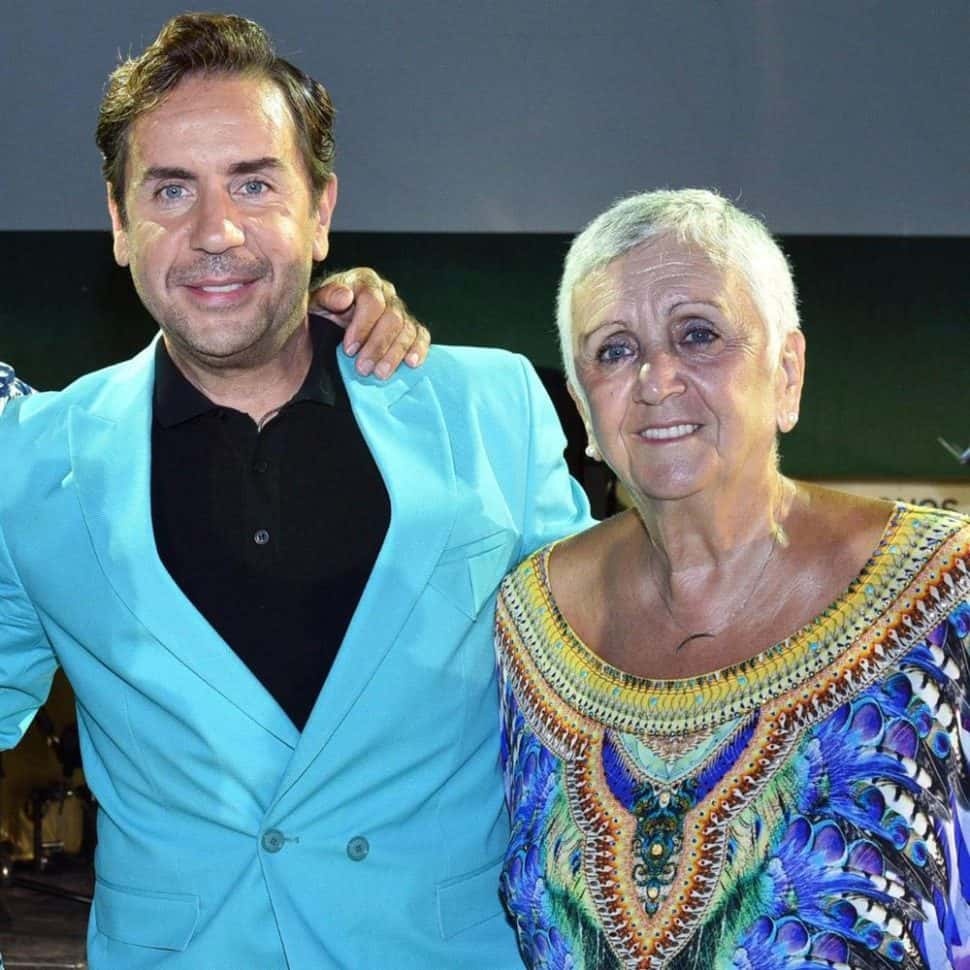 Τσάκισε κόκαλα η Κλειώ Μαζωνάκη – Η τελευταία επιθυμία για την κηδεία του γιου της τη Δευτέρα: «Θέλω να είναι ντυμένος σαν»