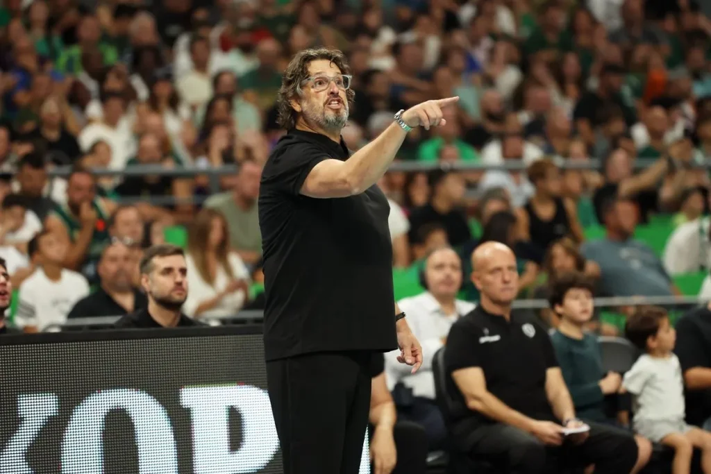 Τρινκιέρι: «Ήμασταν καλύτεροι από το ματς με την Παρτίζαν – Έπρεπε να πάρουμε καλύτερες αποφάσεις στα τελευταία τρία λεπτά»