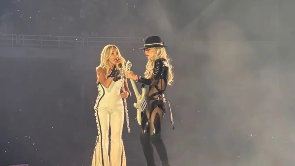 Συναυλία Άννας Βίσση: Άννα Βίσση και η Orianthi ξεσήκωσαν το ΟΑΚΑ – Βίντεο