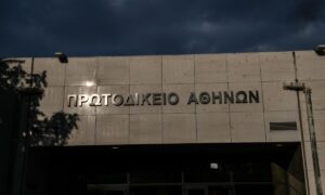 ΕΚΤΑΚΤΟ ΤΩΡΑ Αθώος ο σύζυγος της γνωστής παρουσιάστριας για το ενδοοικογενειακό επεισόδιο