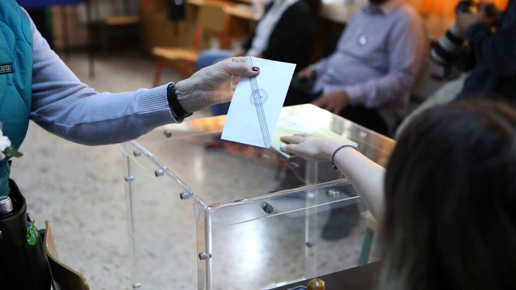 Ξέφυγε για τα καλά: Το νούμερο-σοκ που δίνει δημοσκόπηση στη Νέα Δημοκρατία