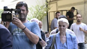Μαζωνάκης: Η γιατρός αποκάλυψε τι συνέβη τα τελευταία μοιραία λεπτά στο ιατρείο – «Είχε κάνει χρήση και μου ζήτησε βοήθεια! Του έβαζα φλεβοκαθετήρα και…»