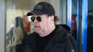 Πάριος: «Θα την κάνω όταν…» – Η αποστομωτική απάντηση για την απόσυρσή του πριν ξεσπάσει ο ντόρος