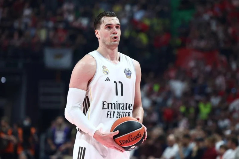 Νέα δεδομένα για Χεζόνια στο NBA – Αλλάζουν όλα και για Ολυμπιακό