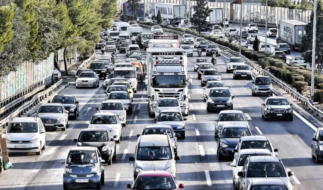 «Ραβασάκια» σε χιλιάδες οδηγούς στην Ελλάδα - Ποιοι θα λάβουν άμεσα πρόστιμο