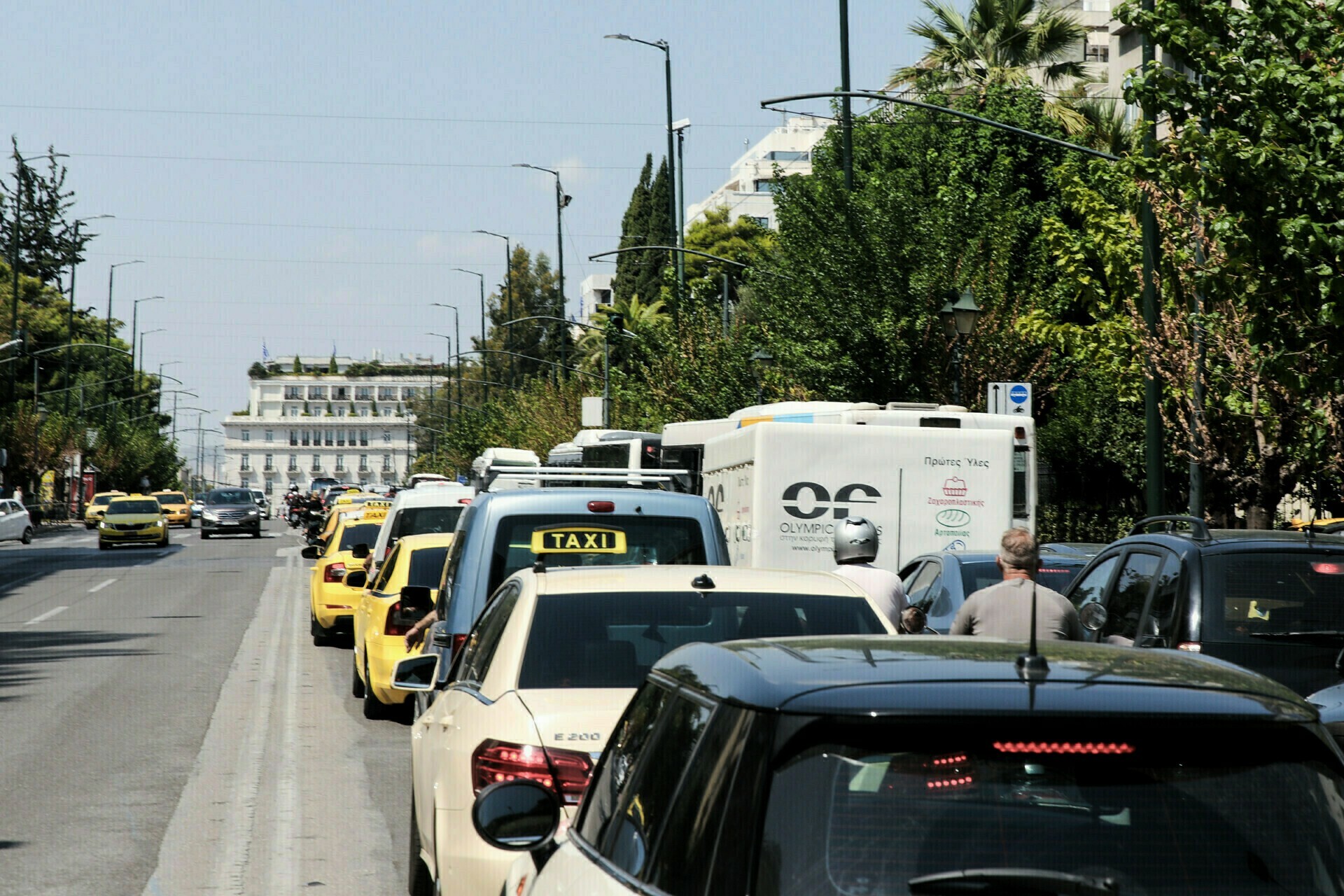ΧΑΟΣ τώρα σε όλη την Αθήνα - Δεν μπορεί να οδηγήσει κανείς