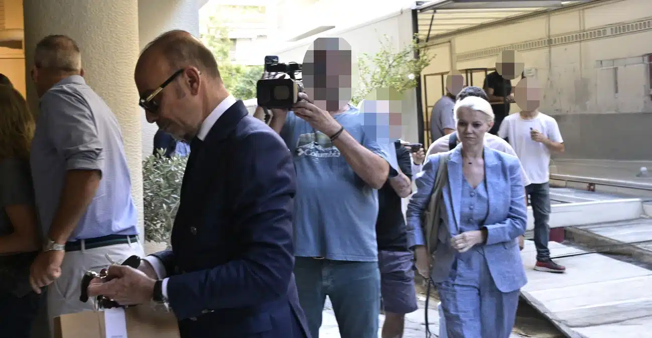 Αρχιεπίσκοπος Ιερώνυμος για Μαζωνάκη: «Ηταν ένα παιδί του Θεού – Στάθηκε πάντα ανώνυμα και σιωπηλά σε όσους είχαν ανάγκη»