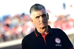 «Κανείς δεν ήθελε να βγει στο δεύτερο ημίχρονο» Σoκ ο Μεντιλίμπαρ αποκάλυψε τι έγινε στα αποδυτήρια στο ημίχρονο