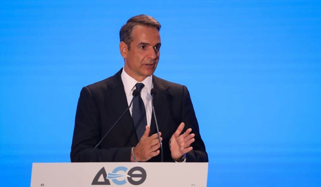 Μισός 13ος μισθός για τους δημόσιους υπαλλήλους στην ατζέντα Μητσοτάκη για τη ΔΕΘ