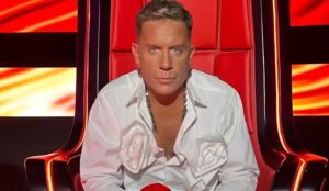 The Voice: Ποια γνωστή τραγουδίστρια αναμένεται να καθίσει στην καρέκλα του Γιώργου Μαζωνάκη