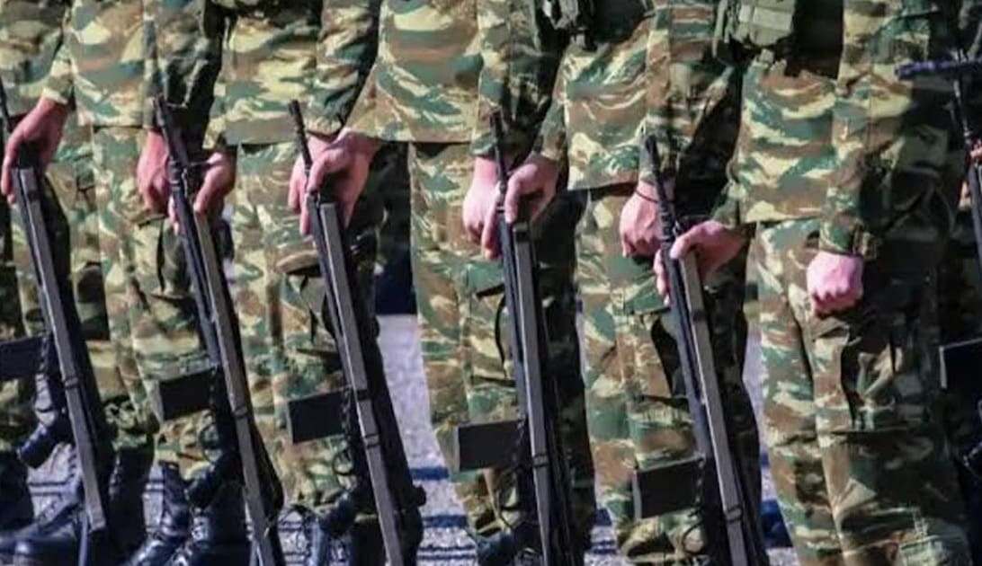 Πήρατε SMS για επιστράτευση; Χιλιάδες πολίτες αναστατώθηκαν σε όλη την Ελλάδα - Τι σημαίνει το μήνυμα