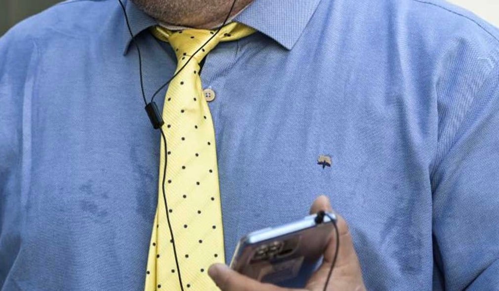 ΣΥΝΕΛΗΦΘΗ ΠΑΣΙΓΝΩΣΤΟΣ ΕΛΛΗΝΑΣ ΔΙΚΗΓΟΡΟΣ ΓΙΑ ΞΥΛΟΔΑΡΜΟ ΤΟΥ ΑΝΗΛΙΚΟΥ ΓΙΟΥ ΤΟΥ