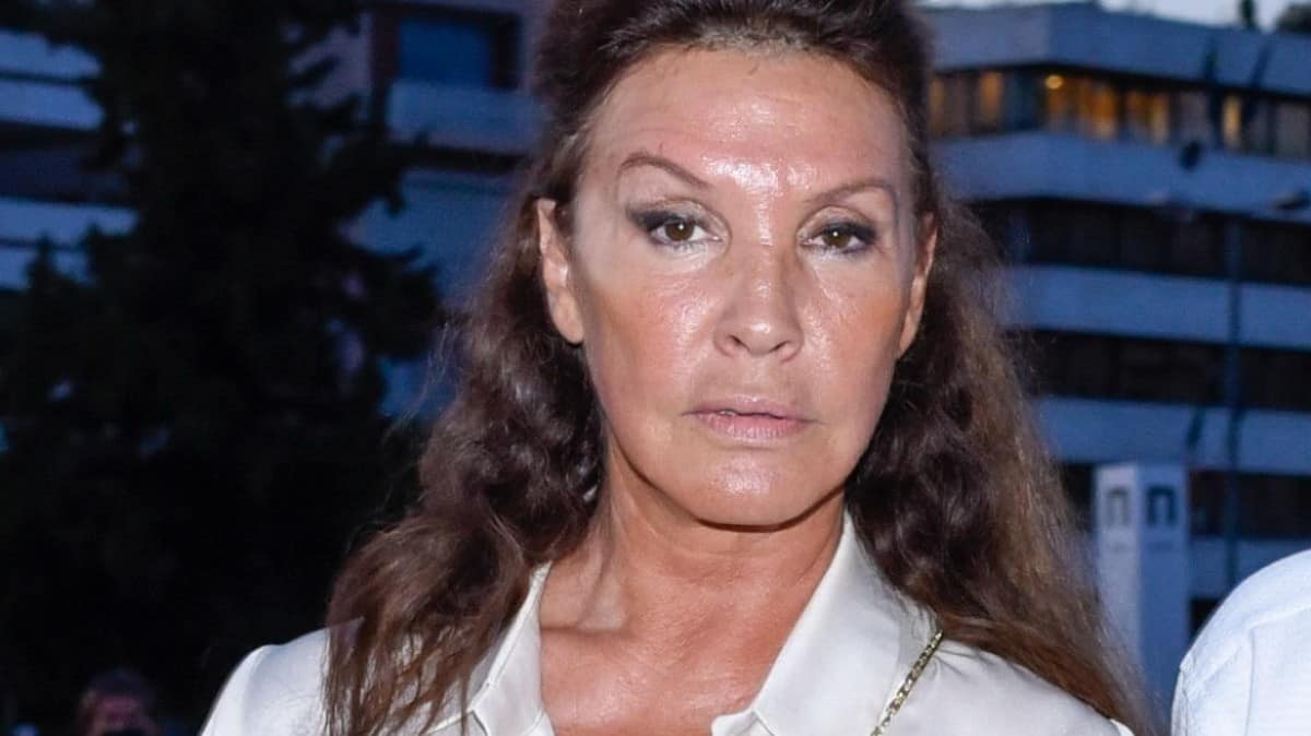 «Είναι μια βίζ.. πολυτελείας»: Η Βάνα Μπάρμπα δεν μάσησε τα λόγια της για την…– «Δεν μπορώ να βλέπω αuτό το έκτρ..»