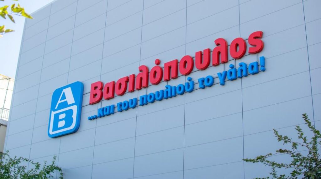 «Πανικός» για τους πελάτες στα ΑΒ Βασιλόπουλος – Σταμάτησαν να λειτουργούν τα πάντα