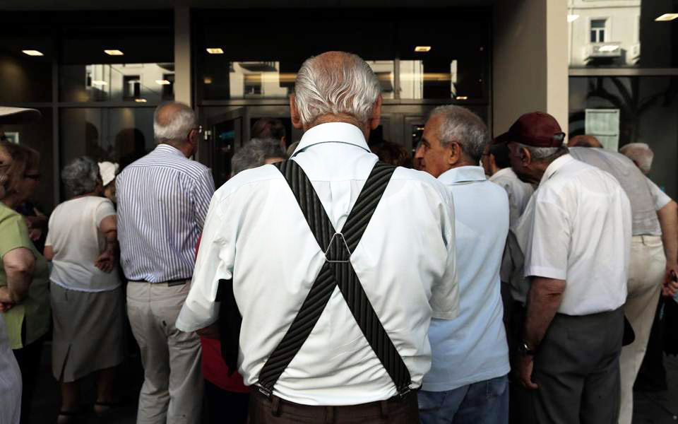 Σε 2 δόσεις οι Συντάξεις Νοεμβρίου: Μόλις ανακοινώθηκε για τους συνταξιούχους