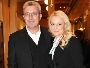 Δεν το γνώριζε κανείς: Το πραγματικό επάγγελμα της συζύγου του Νίκου Χατζηνικολάου, Κρίστυς Τσολακάκη και η καταγωγή της για την οποία είναι περήφανη