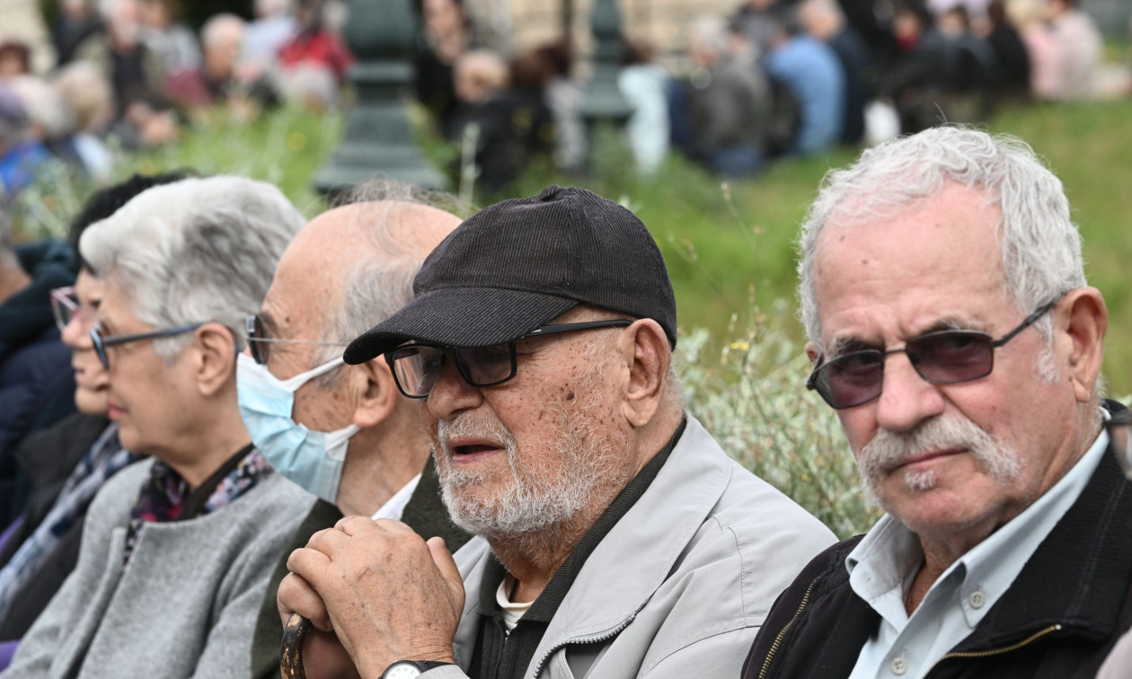 Συντάξεις: Διπλή πληρωμή για Νοέμβριο - Τότε θα μπουν στα ATM οι συντάξεις Δεκεμβρίου