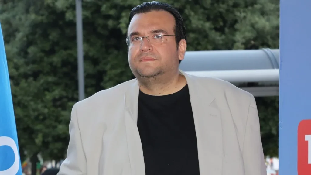 Έκτακτη είδηση σoκ – Φίλιππος Καμπούρης: Συνελήφθη μαζί με τη σύζυγό του για κ..